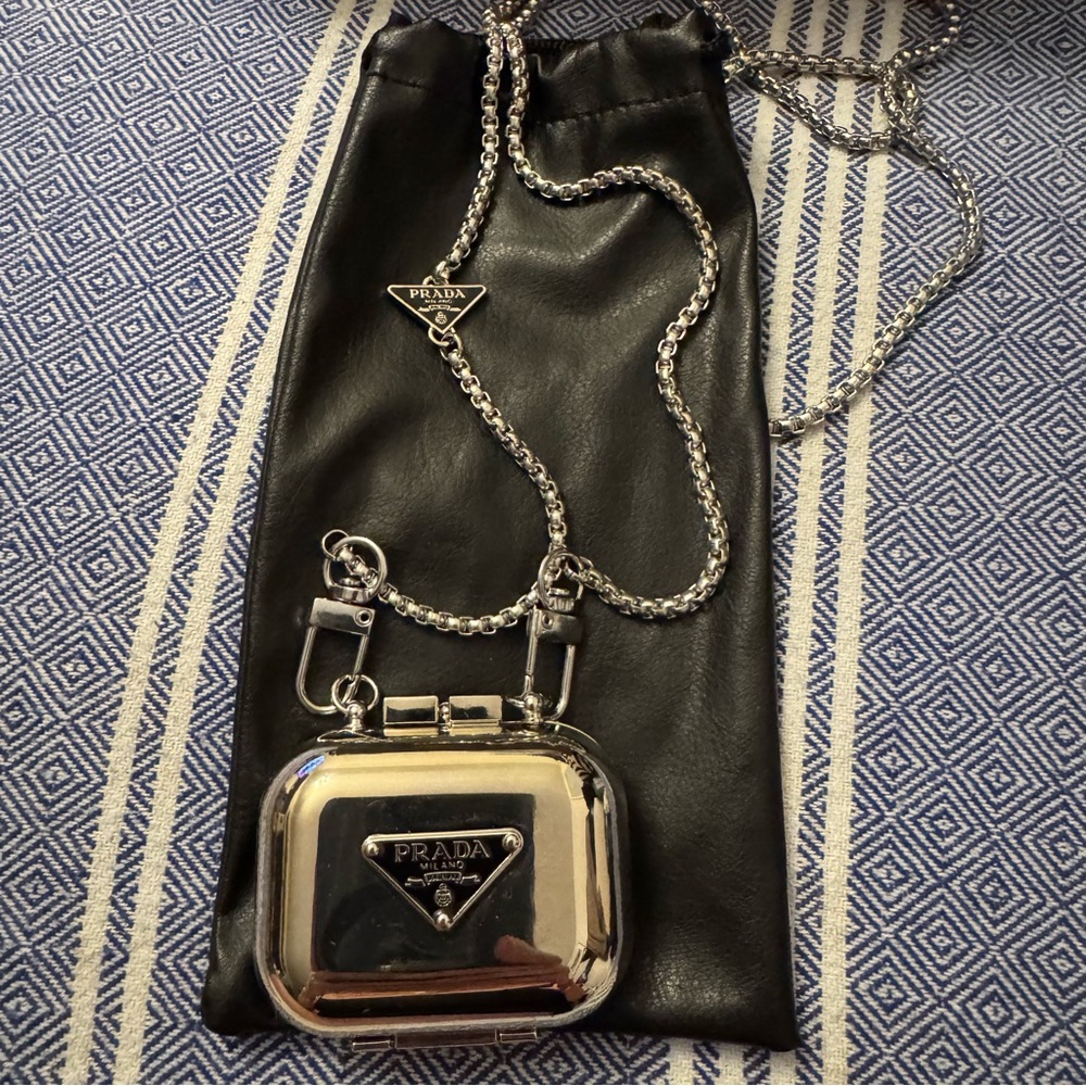 Prada Silver Logo Compact Chain Charm - Picture 3 of 3